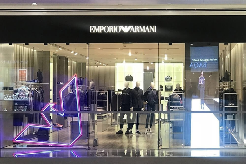 İstanbul Akasya AVM'de Emporio Armani mağazası açıldı.