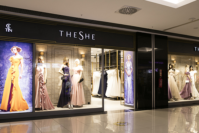 The She Abiye mağazası Bursa Kent Meydanı Avm'de açıldı